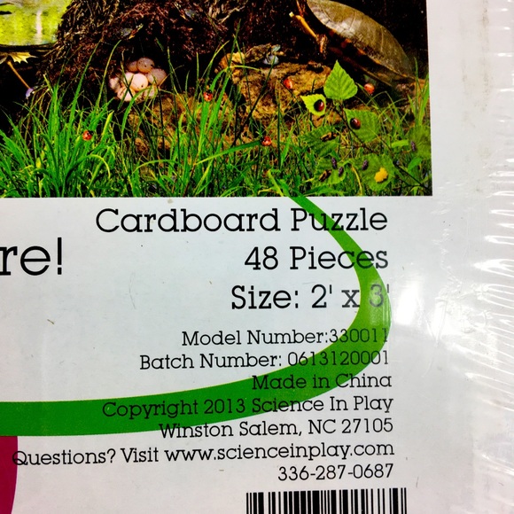 NEW Sealed Science in Play Floor Puzzle. 2’ x 3’ - Picture 4 of 6